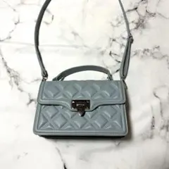 ライトブルー キルティング ショルダーバッグ