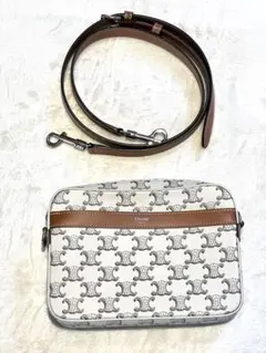 CELINE セリーヌ トリオンフ メッセンジャーバッグ 冬季限定カラー 