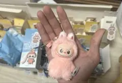 LABUBU PIN FOR LOVE ぬいぐるみペンダント 【U】