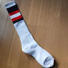 レトロ　ライン入りスポーツハイソックス