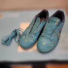 青いサッカーシューズ・スパイク20cm