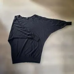 薄手ニット デザイン