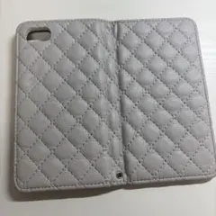 グレー キルティング手帳型ケース IPhone se第2世代
