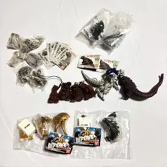 ゴジラ フィギュア ガチャまとめ HG 機龍 根付 墨絵 記者会見 当時