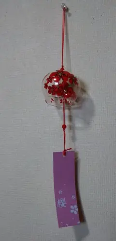 赤い花模様のガラス風鈴