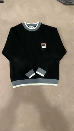 FILA ブラック トレーナー フリース風