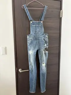 GYDA デニムサロペット ダメージ加工のサムネイル