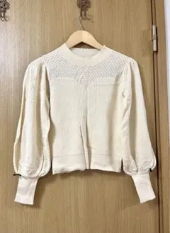 ハニーサロン ビスチェ風 アイボリー 薄手ニットのサムネイル
