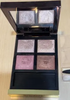トムフォード　アイシャドウ ヘイズィ　センシュアル　42A