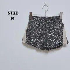 NIKE　水着　ショートパンツ　ドット　ドライフィット　ロゴプリント　Ｍ