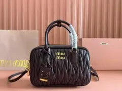 miu miu マテラッセ ショルダーバッグ