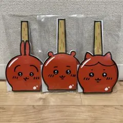 ちいかわ縁日　りんご飴台紙入り缶バッジ　3品セット