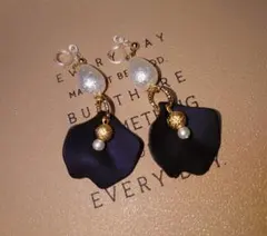 花びらイヤリング＊ノンホールピアス　 ピアス