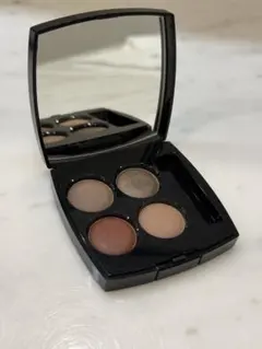 CHANEL シャネル アイシャドウ328 ブラーリーモーブ