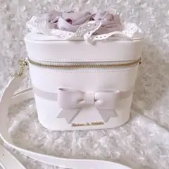最終値下げ♡ メゾンドフルール ローズブーケキューブショルダーバッグ アイボリーのサムネイル