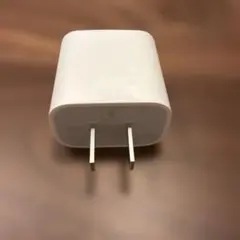 Apple純正20W USB-C電源アダプタ