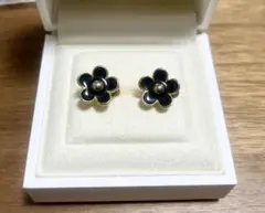 フラワー　お花　ブラック　ゴールド　イヤリング