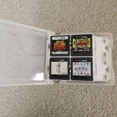 ニンテンドーDS ゲーム4本セットケース付き