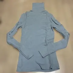 UNIQLO ライトブルー メリノリブタートルネックセーター M