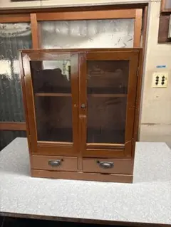 木製 ガラス扉付き 本棚 ジャパンヴィンテージ家具 - メルカリ