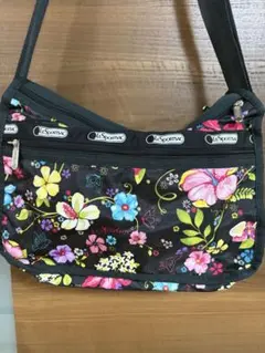 LESPORTSACカラフル花柄ショルダーバッグ&ポーチ