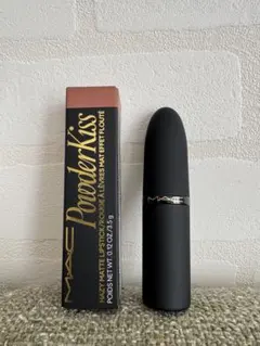 MAC Powder Kiss Lipstick マットピンクのサムネイル