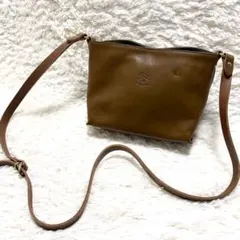 Item thumbnail for item ceb4d355-c770-47c8-b94d-8cef2eb3469e