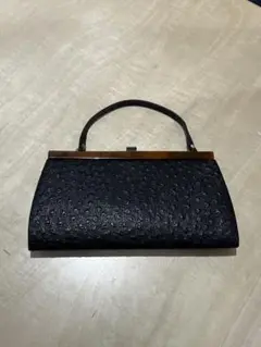 achieve 黒 レザー風 ハンドバッグ