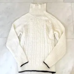 ニットセーター 白 タートル
