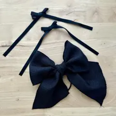 ヘアアクセサリー　リボン　ブラック