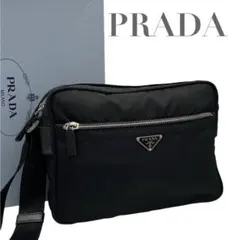 【極美品】プラダ　ナイロン　三角ロゴ　ショルダーバッグ　カメラバッグ　黒　551