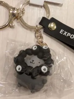 万博限定 黒ミャクミャク モノクロキーホルダー【ポムポムプリン】
