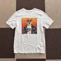 【✨人気】NIKE 柴犬tシャツ ホワイトのサムネイル