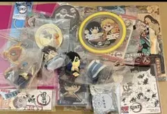 鬼滅の刃 伊之助　まとめ売り　アクスタ　缶バッジ　カード