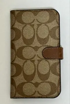COACH】iPhone SE (2022)用手帳型ケース - メルカリ
