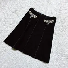 希少⭐️バーバリーブルーレーベル　フェルトスカート　フレア　ステッチ　Y2K 黒
