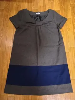 GLACIER M 半袖ひざ丈ワンピース