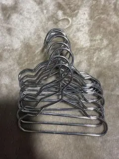 ペットやお人形用のメタル製ハンガー 10本セット