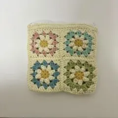かぎ針編み 手編み ポーチ グラニースクエア お花