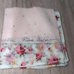 PIERRE BALMAIN ハンカチ ピンク 花柄のサムネイル