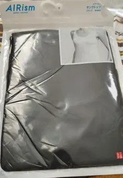 エアリズム　UNIQLO　ブラック　タンクトップ　レディース