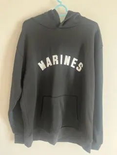 千葉ロッテマリーンズ　フード付きスウェット 黒