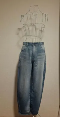 Item thumbnail for item af15ad52-5425-4ff0-8ac2-f65470dab57b