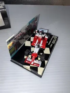 MINICHAMPS Toyota TF105 J. Trulliのサムネイル