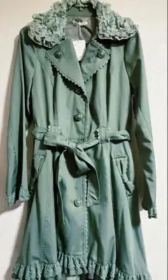アクシーズファム　後ろデザインワンピース風コート　グリーン　Lサイズ