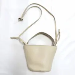 ayako bag ショルダーバッグ エクリュ　アイボリー　バッグのサムネイル
