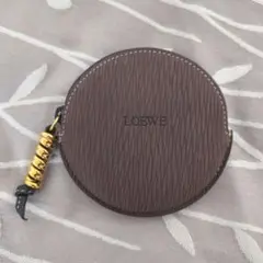 未使用 LOEWE ベラスケス 円形ケース ブラウン ブラック 2026年最新】ロエベ コインケース ベラスケスの人気アイテム - メルカリ