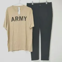 新品未使用Tシャツ　　美品ユニクロ　ウルトラストレッチレギンスパンツ　2点セット
