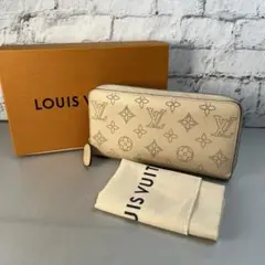 LOUIS VUITTON マヒナ長財布A-12545