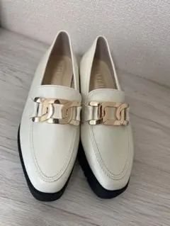 ⭐︎美品⭐︎即購入OK レイン対応　厚底　ローファー　アイボリー　白